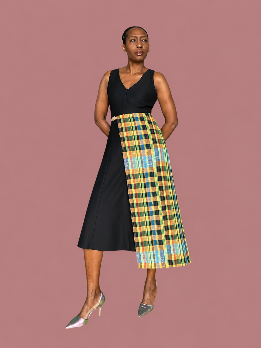 Manjak Handwoven Shawl | Bleenj Cloth| Multicolor Plaid | Ayo & Aye